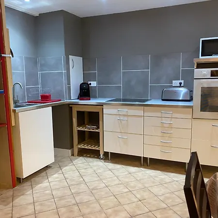 Maison 3 Chambres, 3 Sdb, Terrasse, Piscine, Holiday home Meyrie